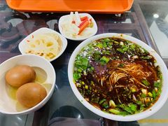 牛肉面-牛一嘴·兰州牛肉面·大盘鸡(财富中心店)