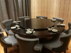 包厢-梧桐树下(云锦世家店)