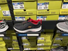 -斯凯奇(八达岭奥特莱斯店)