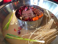 -谭鸭血老火锅(漳州路店)