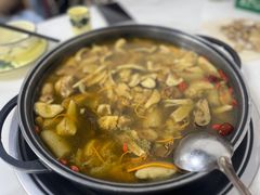-野菌王•养生汤锅•野生菌火锅(大理漾濞路店)