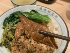 -狮头牌卤味研究所·卤味饭(花城汇南区店)