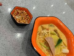 -铁西广场(地铁站)