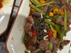 -南雄雄州土菜餐厅(粤北大厦店)