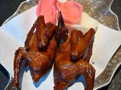 -蝴蝶里·粤菜·点心(滨江龙湖店)