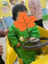 -爆米花儿童美发乐园