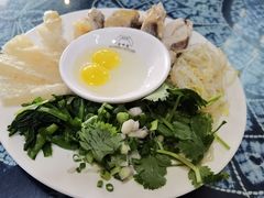 -桥香园云南过桥米线(金马碧鸡店)