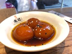 老长沙糖油粑粑-湘人龙记老长沙米粉(鸟巢店)