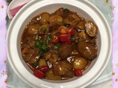 小土豆烧牛腩-鸿运楼烤鸭店(天桥店)