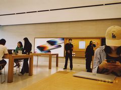 -Apple零售店(玄武湖店)