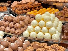 -Laderach 莱德拉(上海环贸iapm店)