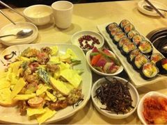 炸鸡色拉-郑阿姨的家·이모네·韩料&烤肉(武川路店)