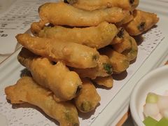 咸蛋黄四季豆-初蓉丨遇见新川菜(亲贤街荣耀店)