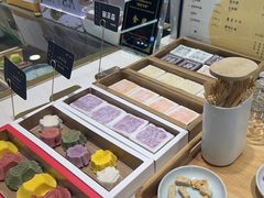 -阮大兴糕团(杭州西湖银泰百货店)