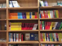 -新华书店(苍南银泰店)