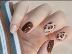 -悦指间美甲美睫