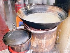 -云南大锅豆浆店