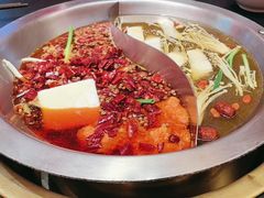 -沸炉重庆老火锅(军事博物馆店)