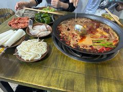 -黄潇洒老火锅(九眼桥宏济巷店)