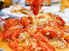 -嗨辣小聚·盘锦河蟹·海鲜烧烤龙虾(盘锦十年好店)