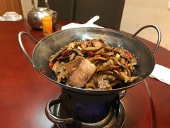 -新一家农家菜(华景新城店)