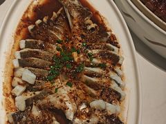 -八府香鸭·啫啫煲(华山路店)