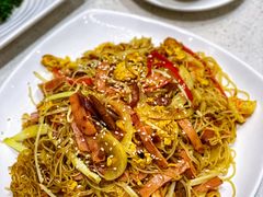 -香港新发烧腊茶餐厅(水围店)