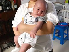 -秋歌护理·月嫂·育儿嫂(浦东医院店)