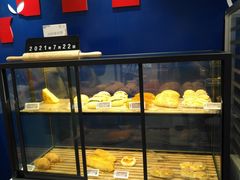 面包甜点陈列柜-幸福西饼面包茶饮(车公庙店)