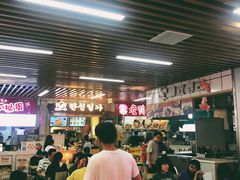 大堂-憨憨熊美食广场(下沙宝龙广场店)