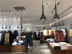 -URBAN REVIVO(西安Momopark店)