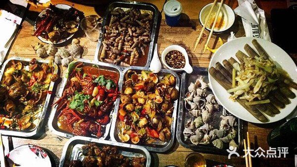 这家的鱼做的真好吃 [加油]