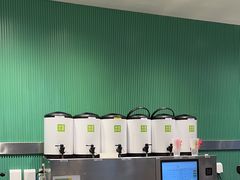 -奈雪的茶(优特汇店)