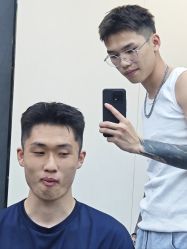 -藤野造型专业烫染接发