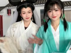 -淄博花灯齐彩城
