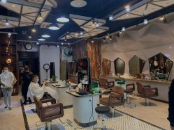 -PE SALON
