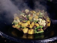 -逢缘柴火农家乐(连南店)