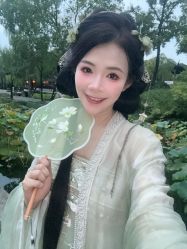 -一揽芳华汉服旗袍体验馆(拙政园店)