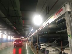 -徐汇日月光地下停车场