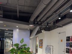 -超鹿运动(达信大厦店)
