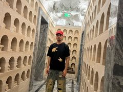 -北京奥加美术馆酒店(三里屯工人体育场地铁站店)