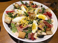老教堂色拉-JINNS锦时 steak&pizza(浸信会礼拜堂旧址店)
