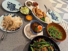 -Kub Kao Kub Pla (Terminal21)