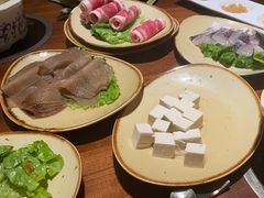 -石梅湾威斯汀度假酒店-品味餐厅·川湘菜·海鲜风味火锅·手工面食·万州烤鱼·口味牛蛙·小龙虾