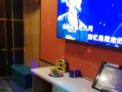 -蓝尊量贩(黄河路店)