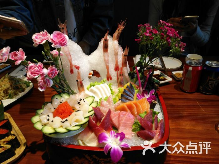 松茸枝花烧肉刺身五品图片 - 第1张