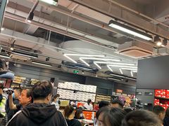 -NIKE上海青浦优选体验店