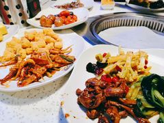 -佰烧海鲜烤肉火锅自助(泰华假日广场店)