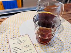 -LEO CAFE