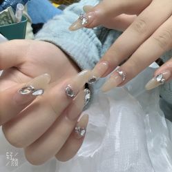 -爱纶美·美甲美睫半永久